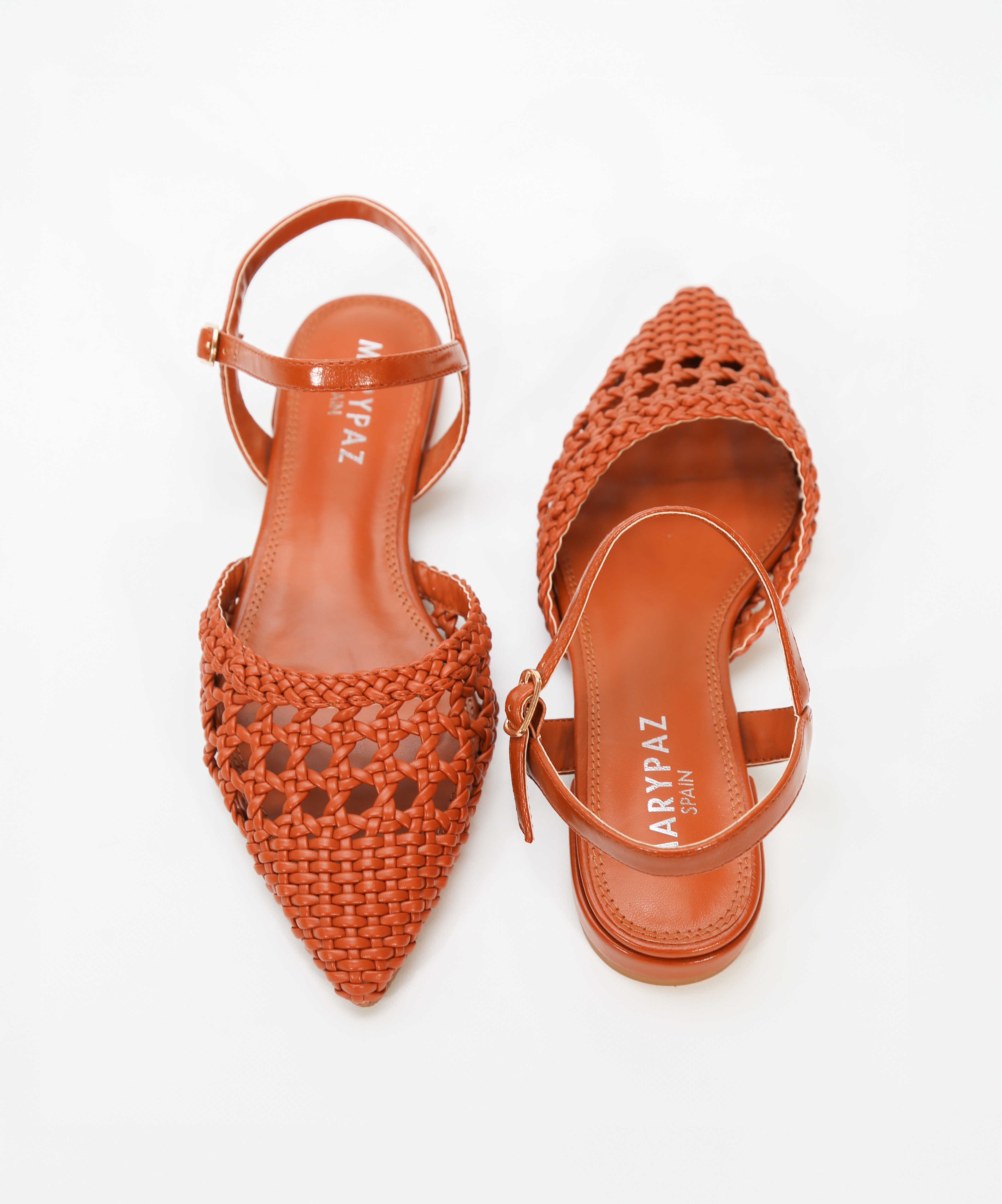 Zapatos destalonados rejilla